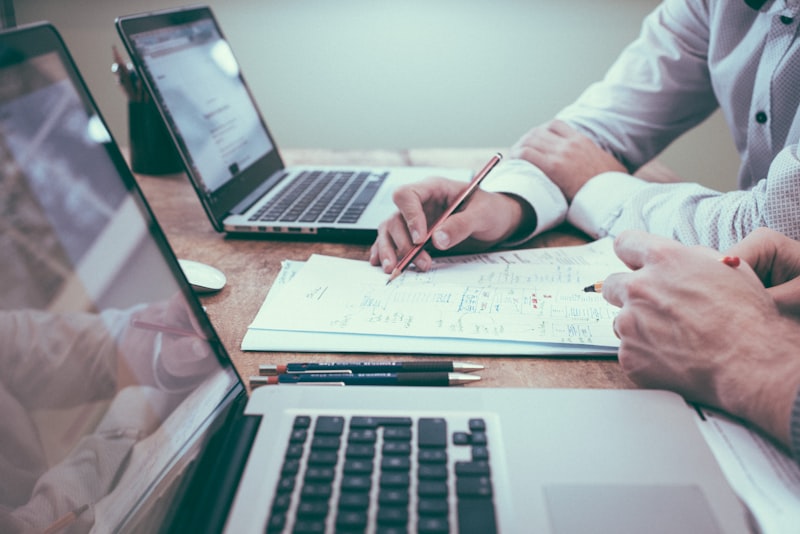 Consulting Chart Desk